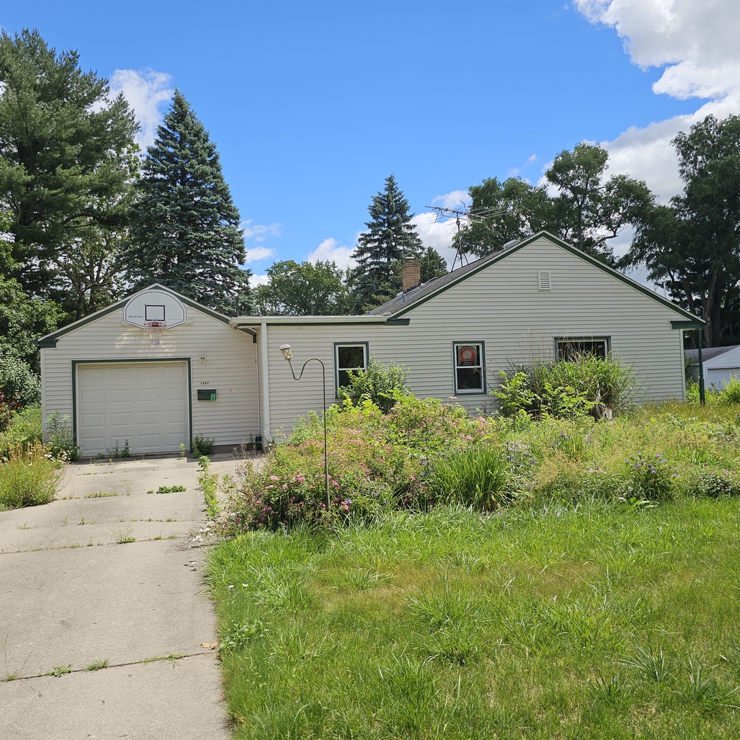 1307 Winthrop Lane