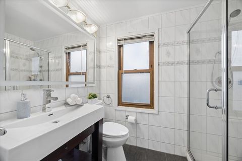 Tiny photo for 289 Oxford Road, Des Plaines, IL 60016 (MLS # 12586591)