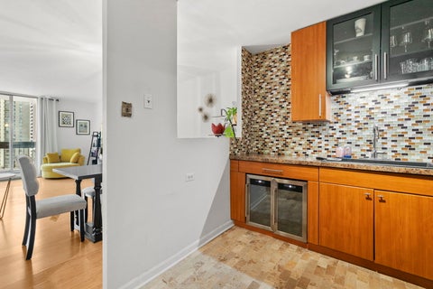 Tiny photo for 5901 N Sheridan Road #13F, Chicago, IL 60660 (MLS # 12735651)
