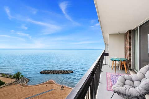 Tiny photo for 5901 N Sheridan Road #13F, Chicago, IL 60660 (MLS # 12735651)