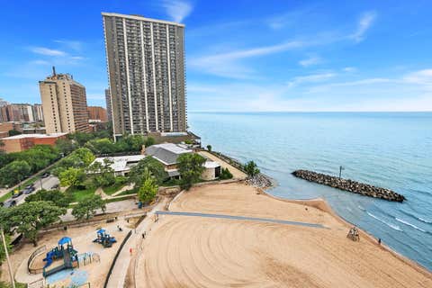 Tiny photo for 5901 N Sheridan Road #13F, Chicago, IL 60660 (MLS # 12735651)