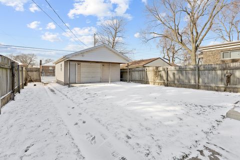 Tiny photo for 12338 S Elizabeth Street, Calumet Park, IL 60827 (MLS # 12563294)
