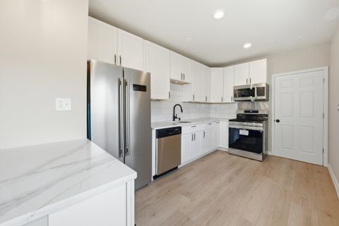 Tiny photo for 639 S 12th Avenue, Maywood, IL 60153 (MLS # 12545457)