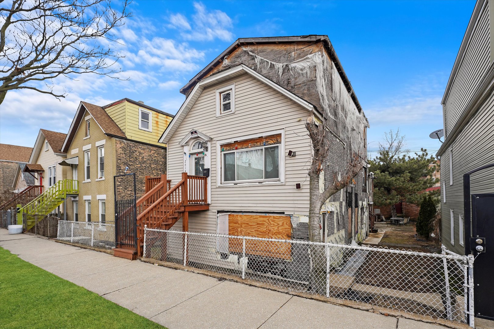 2614 W Cullerton Street