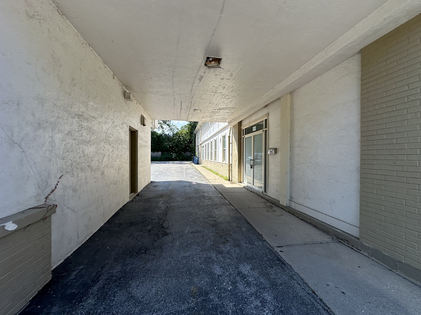 630 Green Bay Road