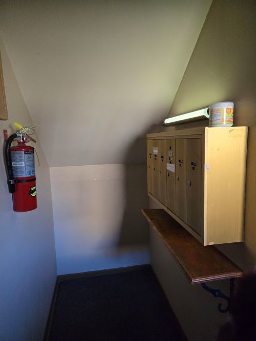 7019 N Ridge Avenue 3A