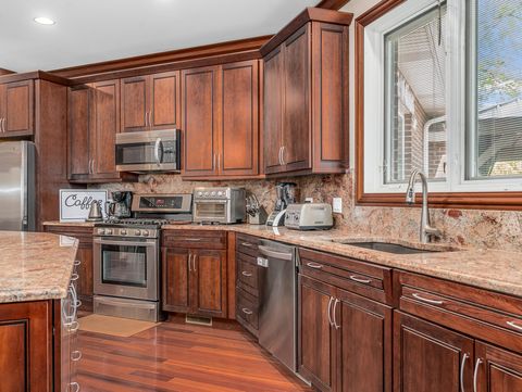 Tiny photo for 5605 S Kensington Avenue, Countryside, IL 60525 (MLS # 12647084)