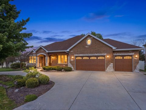 Photo of 5605 S Kensington Avenue, Countryside, IL 60525 (MLS # 12647084)