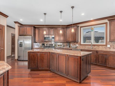 Tiny photo for 5605 S Kensington Avenue, Countryside, IL 60525 (MLS # 12647084)