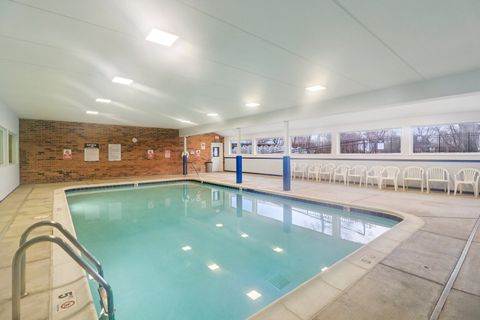 Tiny photo for 105 W Dover Drive, Mount Prospect, IL 60056 (MLS # 12611940)