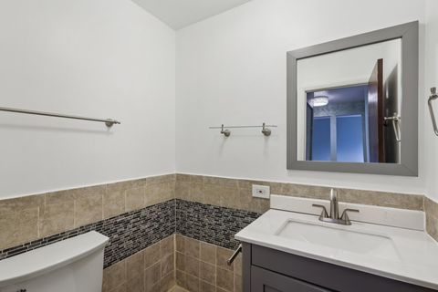 Tiny photo for 105 W Dover Drive, Mount Prospect, IL 60056 (MLS # 12611940)