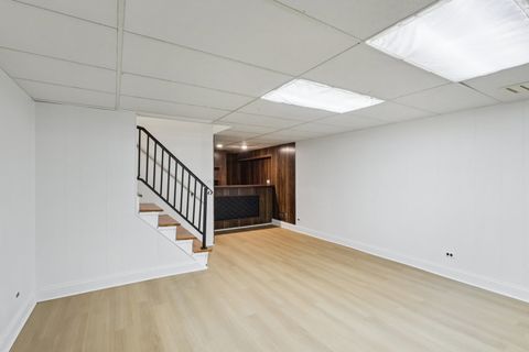 Tiny photo for 105 W Dover Drive, Mount Prospect, IL 60056 (MLS # 12611940)