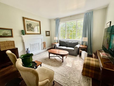 Tiny photo for 2538 Hatfield Court, Elgin, IL 60123 (MLS # 12485287)