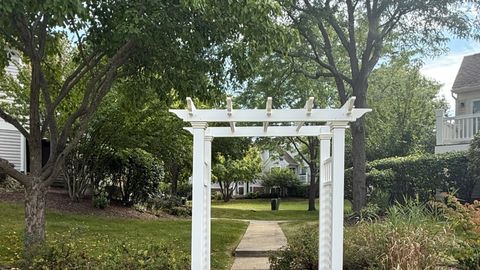 Tiny photo for 2538 Hatfield Court, Elgin, IL 60123 (MLS # 12485287)