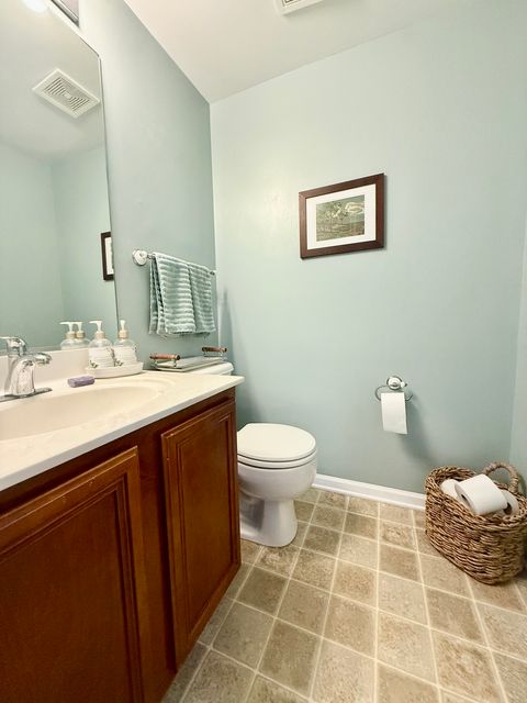 Tiny photo for 2538 Hatfield Court, Elgin, IL 60123 (MLS # 12485287)