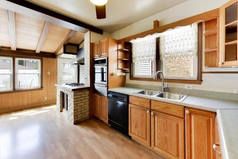 Tiny photo for 6744 N Oconto Avenue, Chicago, IL 60631 (MLS # 12724070)