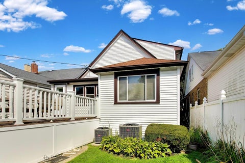 Tiny photo for 6744 N Oconto Avenue, Chicago, IL 60631 (MLS # 12724070)