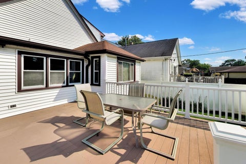 Tiny photo for 6744 N Oconto Avenue, Chicago, IL 60631 (MLS # 12724070)