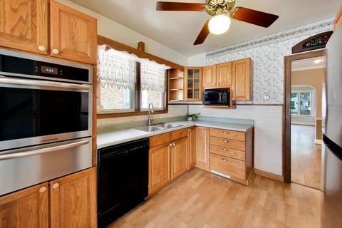 Tiny photo for 6744 N Oconto Avenue, Chicago, IL 60631 (MLS # 12724070)