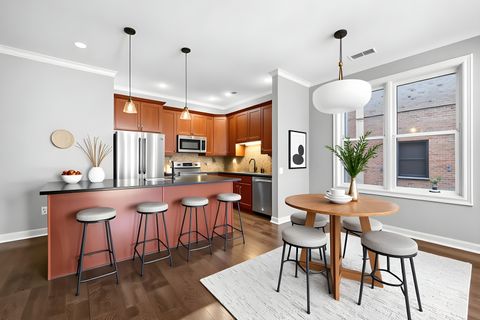 Tiny photo for 1355 W WASHINGTON Boulevard #4D, Chicago, IL 60607 (MLS # 12509978)