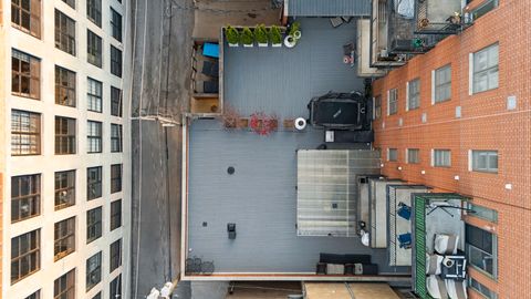 Tiny photo for 1355 W WASHINGTON Boulevard #4D, Chicago, IL 60607 (MLS # 12509978)