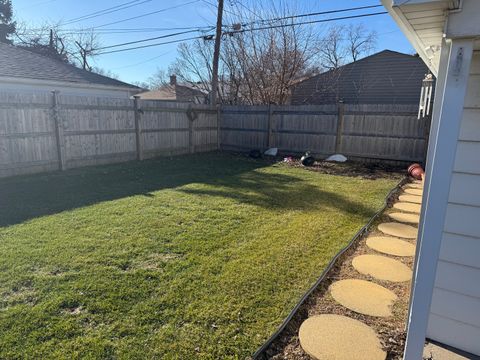 Tiny photo for 9012 S 50th Avenue S, Oak Lawn, IL 60453 (MLS # 12545867)