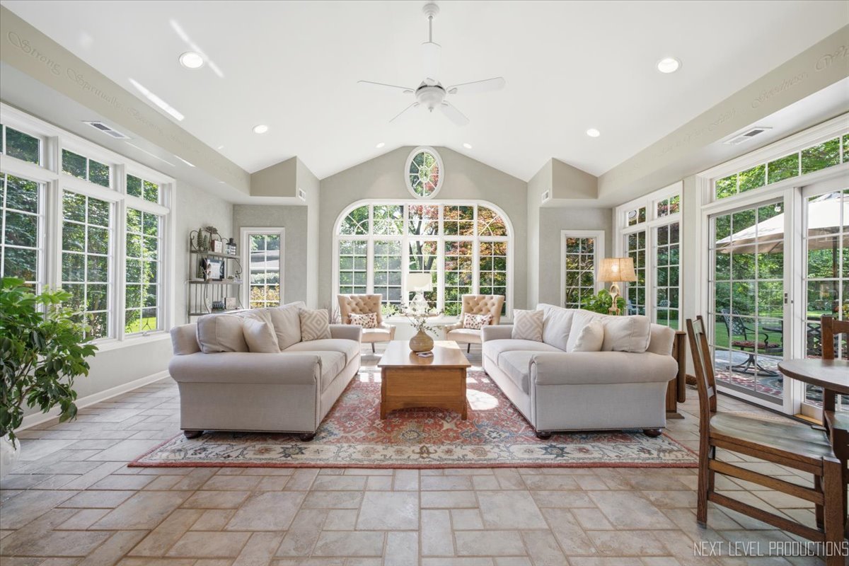 5386 Candlewood Court
