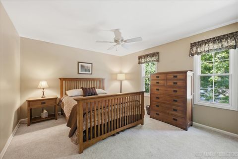 Tiny photo for 5386 Candlewood Court, Lisle, IL 60532 (MLS # 12686385)