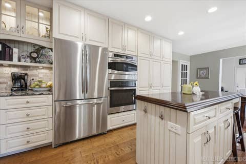 Tiny photo for 5386 Candlewood Court, Lisle, IL 60532 (MLS # 12686385)