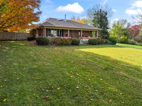 Tiny photo for 9510 Knolltop Road, Union, IL 60180 (MLS # 12566379)