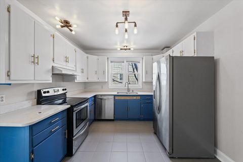 Tiny photo for 302 W Florida Avenue, Urbana, IL 61801 (MLS # 12599106)