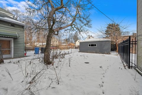 Tiny photo for 8545 S Saginaw Avenue, Chicago, IL 60617 (MLS # 12570721)
