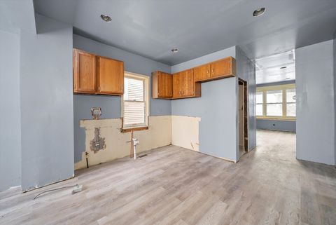 Tiny photo for 8545 S Saginaw Avenue, Chicago, IL 60617 (MLS # 12570721)