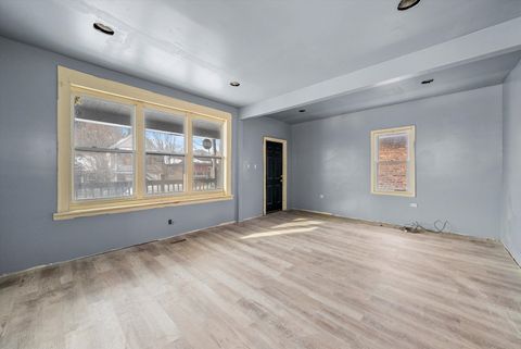 Tiny photo for 8545 S Saginaw Avenue, Chicago, IL 60617 (MLS # 12570721)