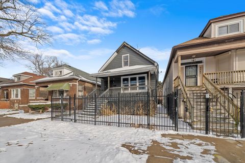 Tiny photo for 8545 S Saginaw Avenue, Chicago, IL 60617 (MLS # 12570721)