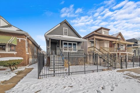 Tiny photo for 8545 S Saginaw Avenue, Chicago, IL 60617 (MLS # 12570721)