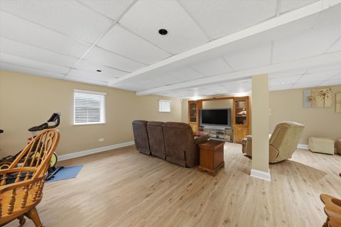 Tiny photo for 6718 Breckenridge Road, Lisle, IL 60532 (MLS # 12599888)