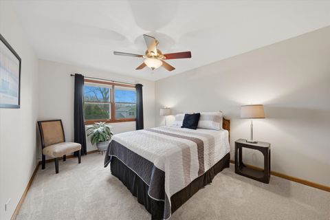 Tiny photo for 6718 Breckenridge Road, Lisle, IL 60532 (MLS # 12599888)