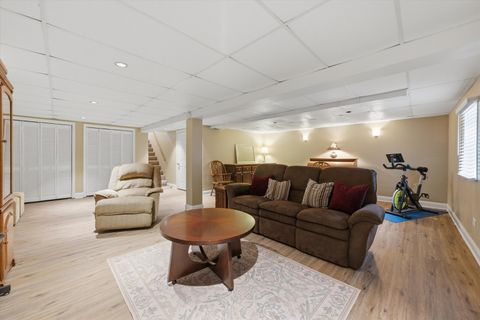 Tiny photo for 6718 Breckenridge Road, Lisle, IL 60532 (MLS # 12599888)