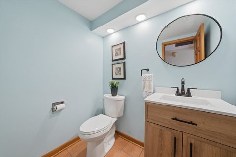 Tiny photo for 6718 Breckenridge Road, Lisle, IL 60532 (MLS # 12599888)