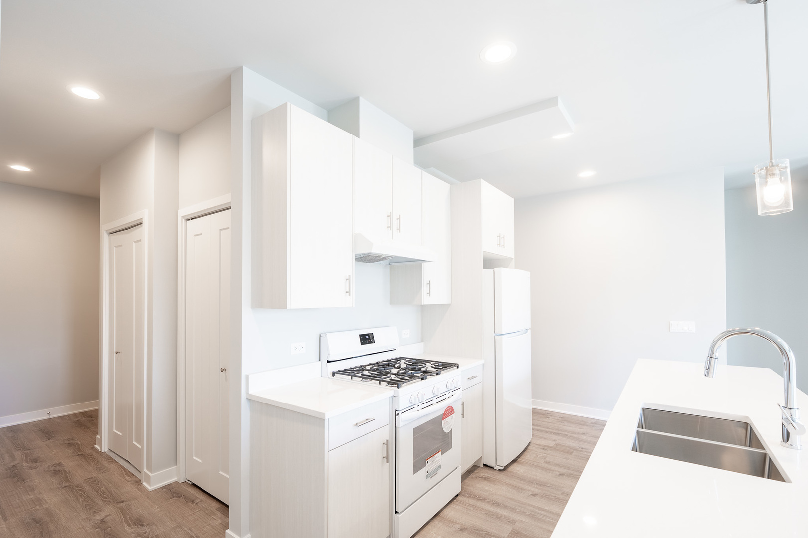 3188 S Archer Avenue 301