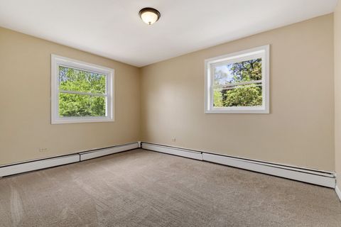 Tiny photo for 1010 S Summit Street, Barrington, IL 60010 (MLS # 12597806)