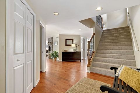 Tiny photo for 1010 S Summit Street, Barrington, IL 60010 (MLS # 12597806)