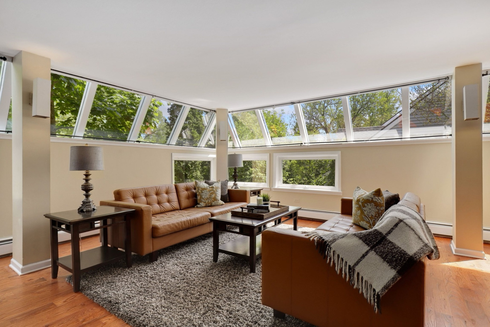 1010 S Summit Street