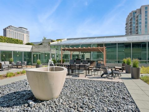Tiny photo for 1720 Maple Avenue #2380, Evanston, IL 60201 (MLS # 12466315)