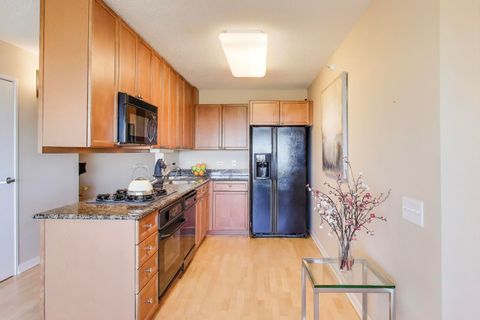 Tiny photo for 1720 Maple Avenue #2380, Evanston, IL 60201 (MLS # 12466315)