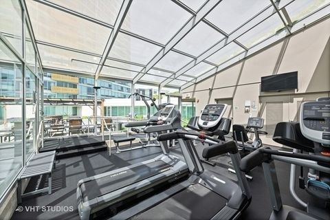 Tiny photo for 1720 Maple Avenue #2380, Evanston, IL 60201 (MLS # 12466315)
