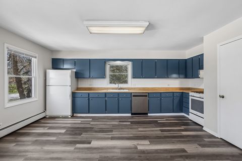 Tiny photo for 34768 N Oakside Avenue, Ingleside, IL 60041 (MLS # 12607367)