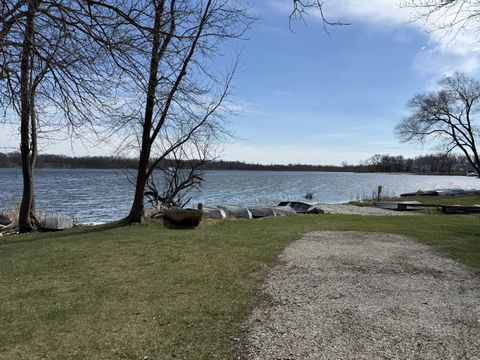 Tiny photo for 34768 N Oakside Avenue, Ingleside, IL 60041 (MLS # 12607367)