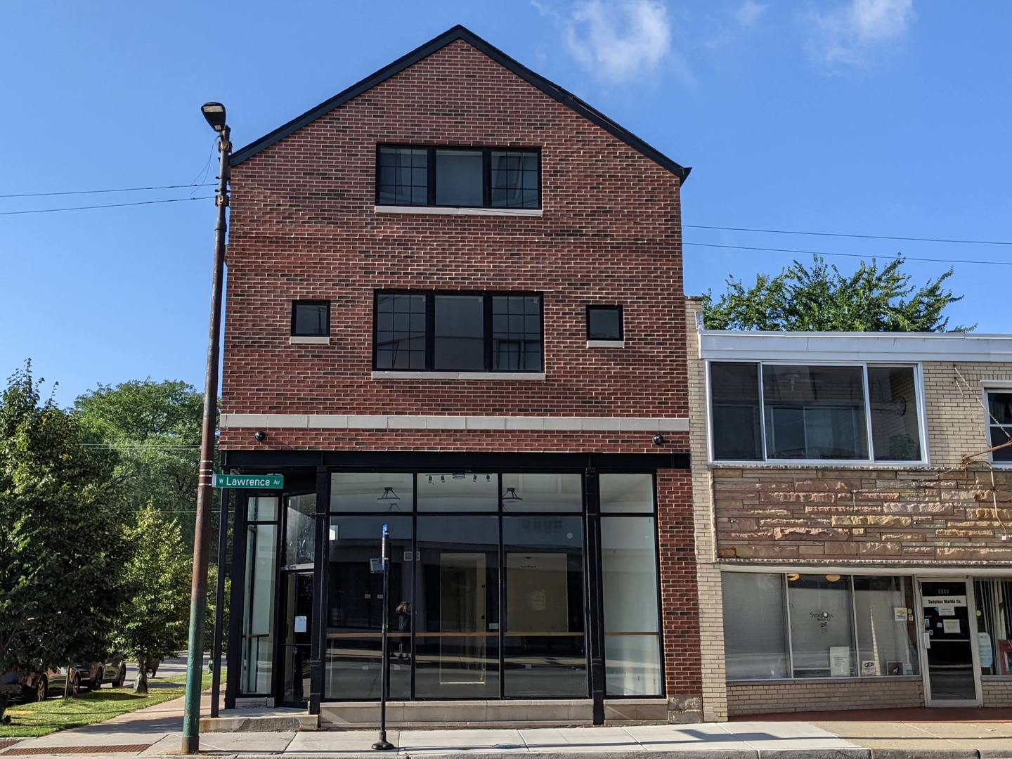 5001 W Lawrence Avenue